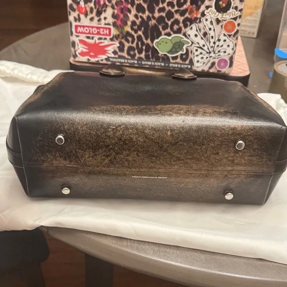 Coach Empire 28 in Loved Leather - Picture 5 of 5